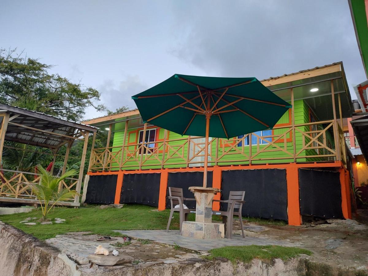 Cabanas Mister Mac Fresh Water Bay Exterior photo
